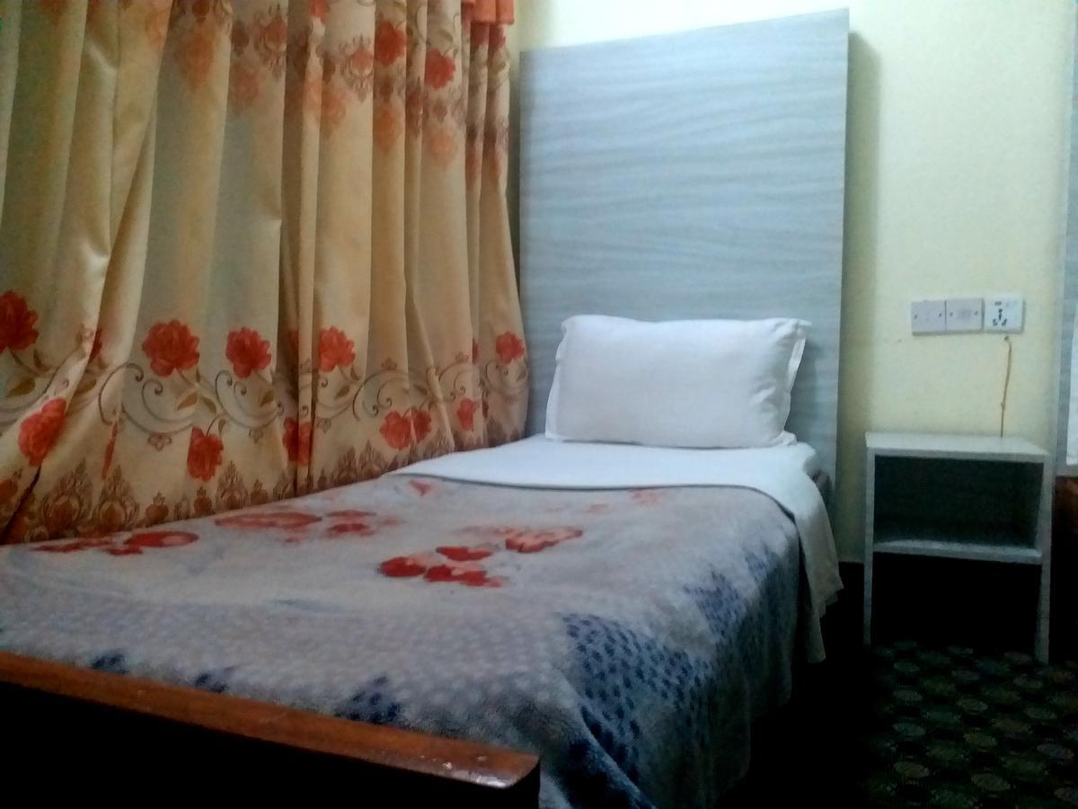 Hotel Marigold Pokhara Eksteriør billede